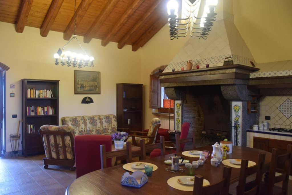 הוילה Puntalazzo Casa Dell'Acero מראה חיצוני תמונה